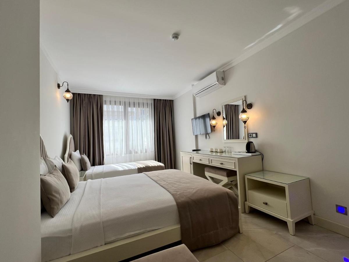 Rota Seaside Otel Cunda Exterior photo